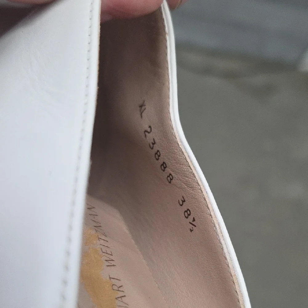 Stuart Weitzman Elegant White Women's Shoes - Picture 2 of 13